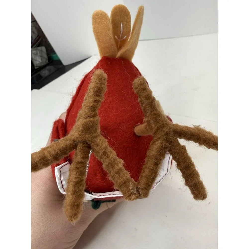 Target Spritz Wondershop Featherly Friends Bird Winter 2025 Smidgen